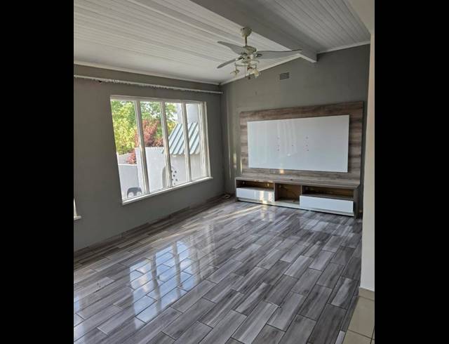 3 BEDROOM PROPERTY TO RENT IN ILLIONDALE